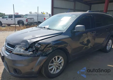 2015 Dodge Journey Sxt z USA, uszkodzony, nr VIN 3C4PDCBBXFT745160